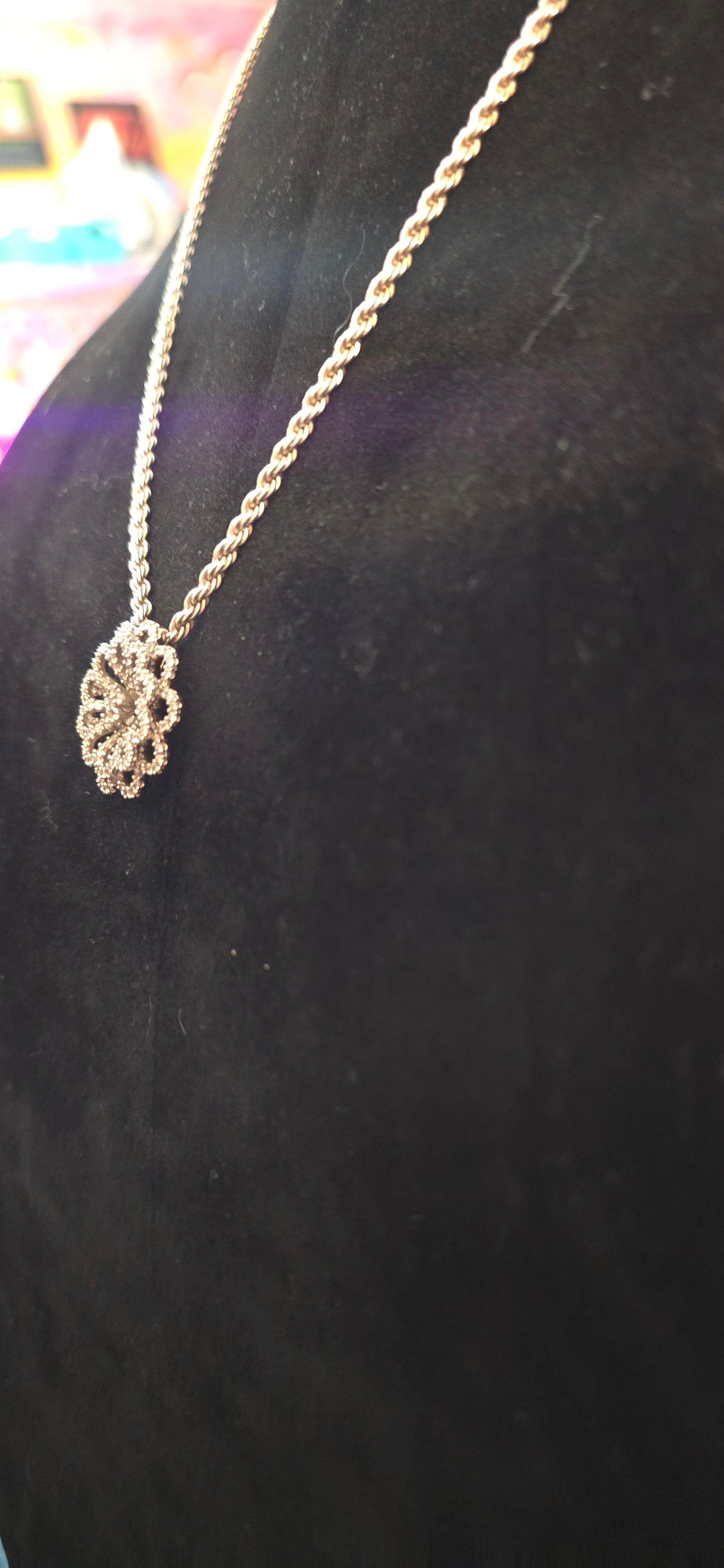 Vintage Sterling Silver floral pendant necklace